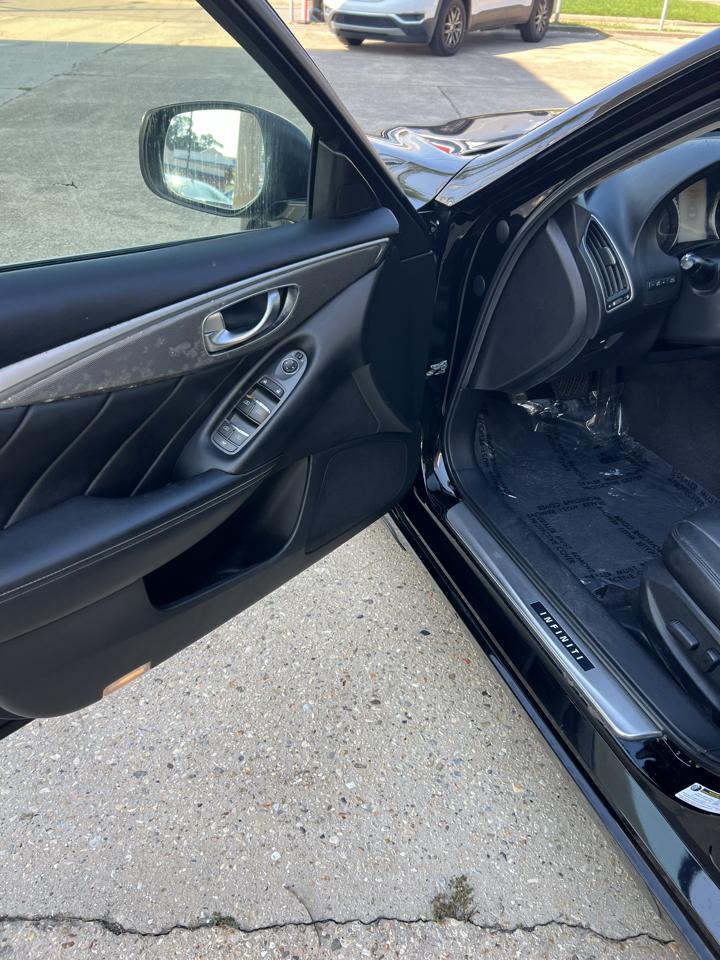 Infiniti Q50 Base 2015