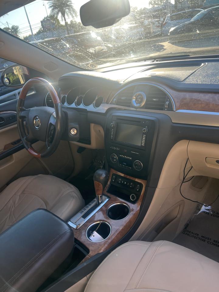 Buick Enclave CXL-2 FWD 2011