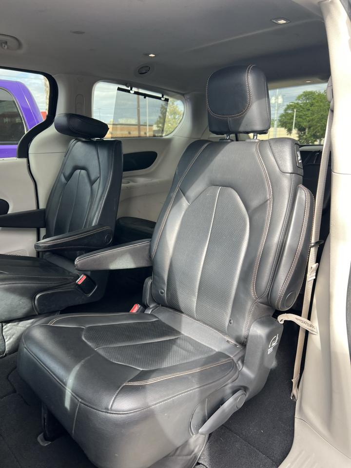 Chrysler Pacifica Touring-L 2020