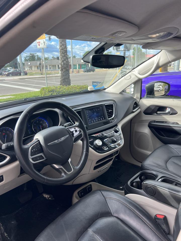 Chrysler Pacifica Touring-L 2020