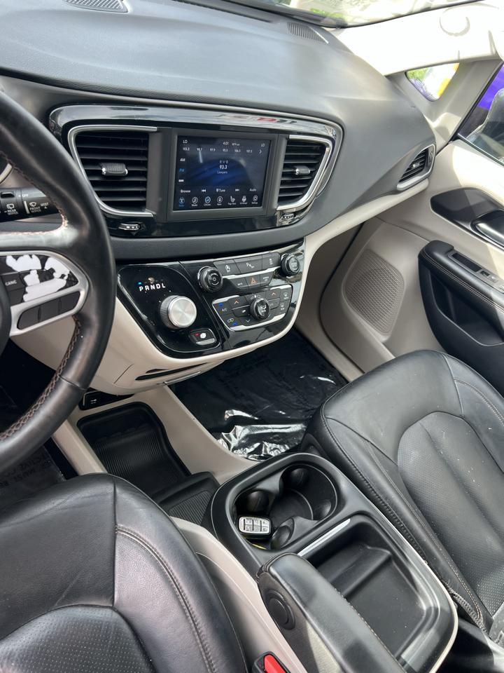 Chrysler Pacifica Touring-L 2020