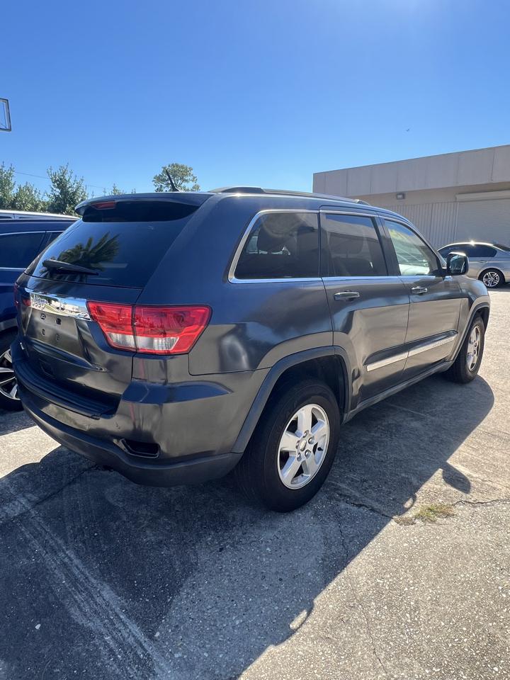 Jeep Grand Cherokee Laredo 2WD 2011