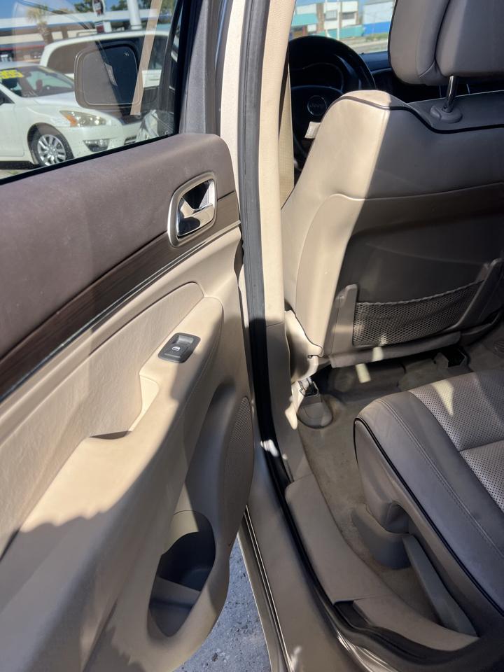 Jeep Grand Cherokee Overland 2WD 2014