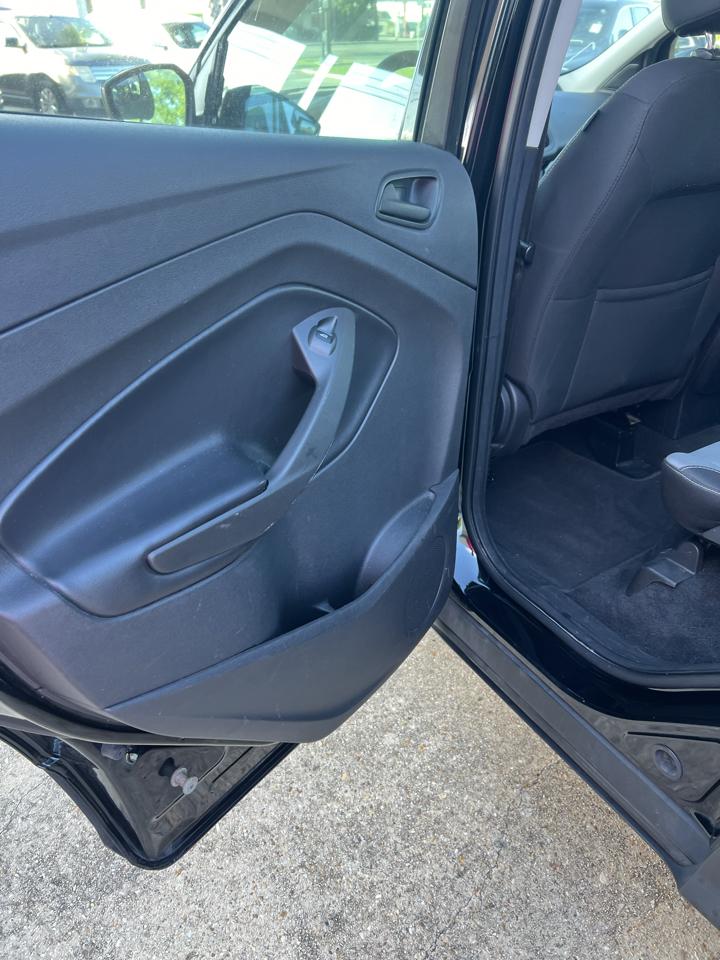 Ford Escape S FWD 2017
