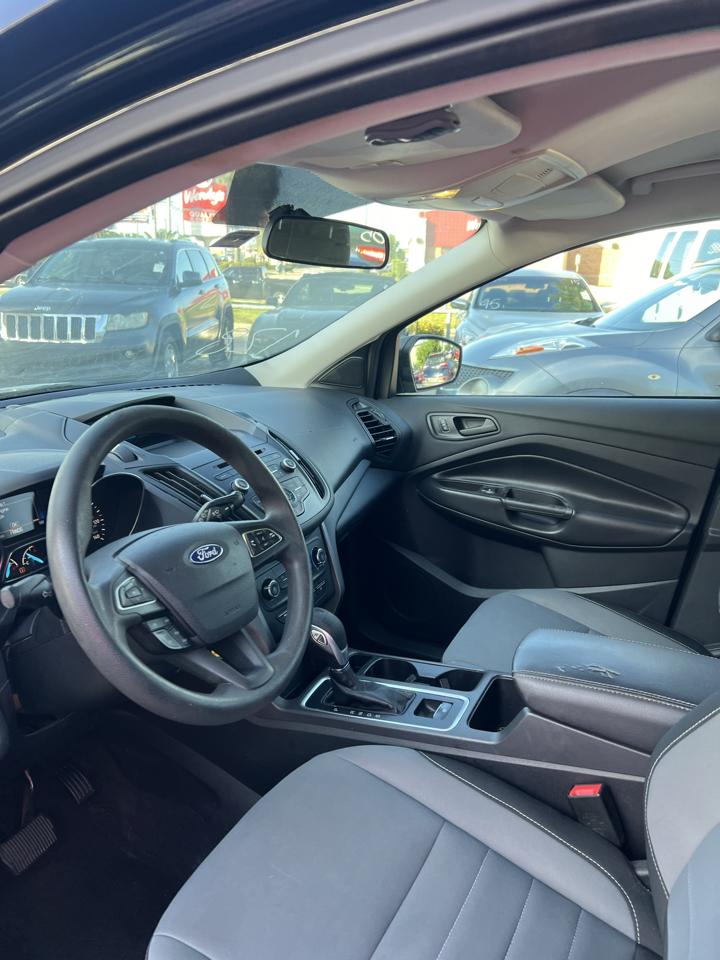 Ford Escape S FWD 2017