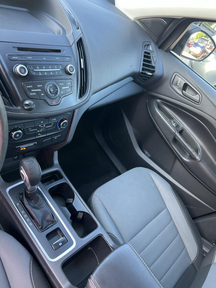 Ford Escape S FWD 2017