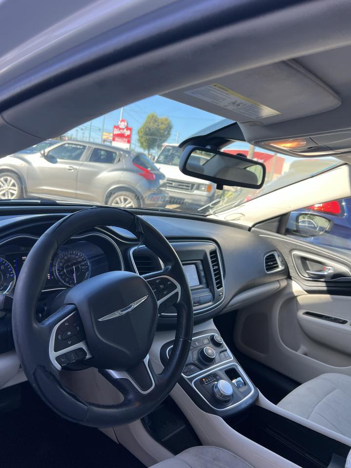 Chrysler 200 Limited 2015