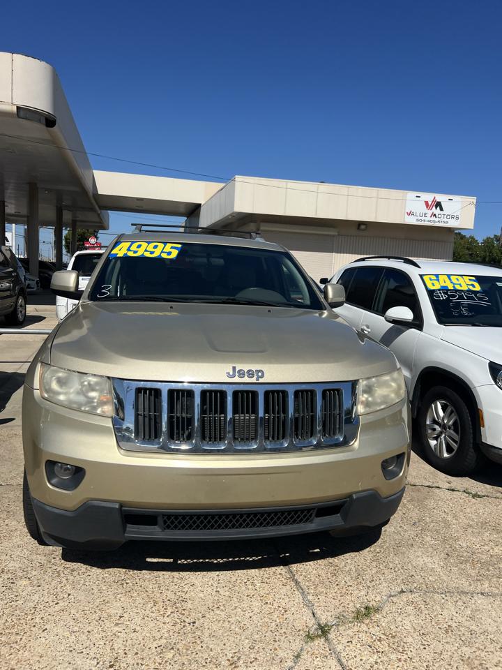 Jeep Grand Cherokee Laredo 2WD 2011