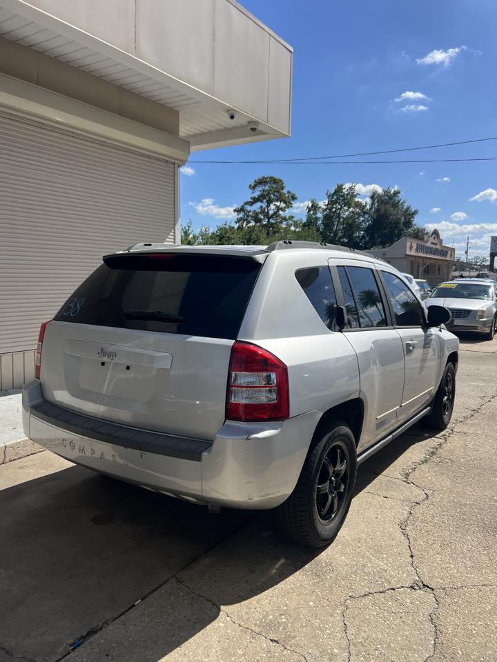 Jeep Compass Sport FWD 2010