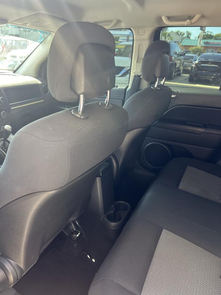 Jeep Compass Sport FWD 2010