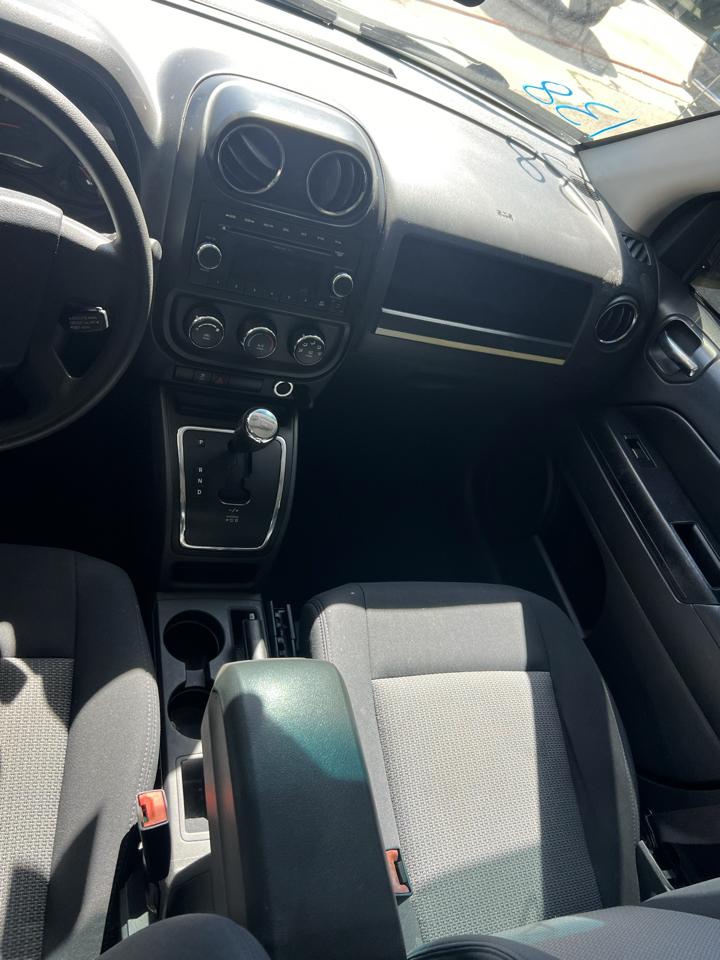 Jeep Compass Sport FWD 2010