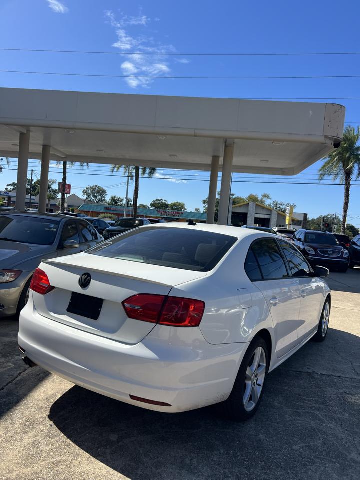 Volkswagen Jetta SE 2012