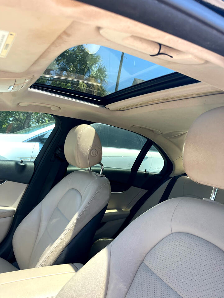 Mercedes-Benz C-Class C300 Sedan 2018 Mercedes-Benz C-Class C300 Sedan 2018