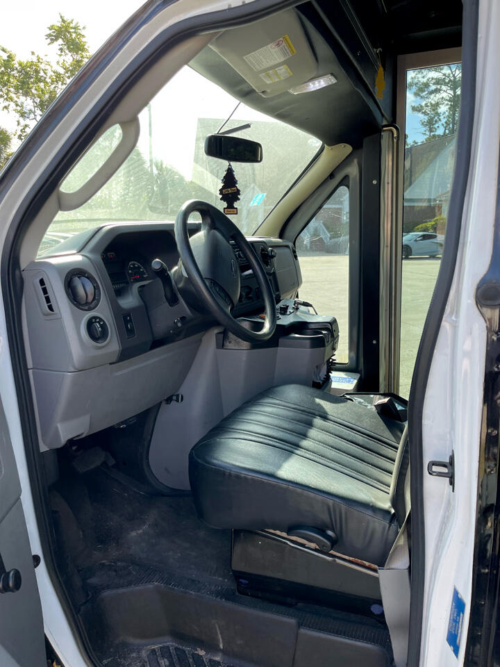Ford Econoline E450 2014 Ford Econoline E450 2014