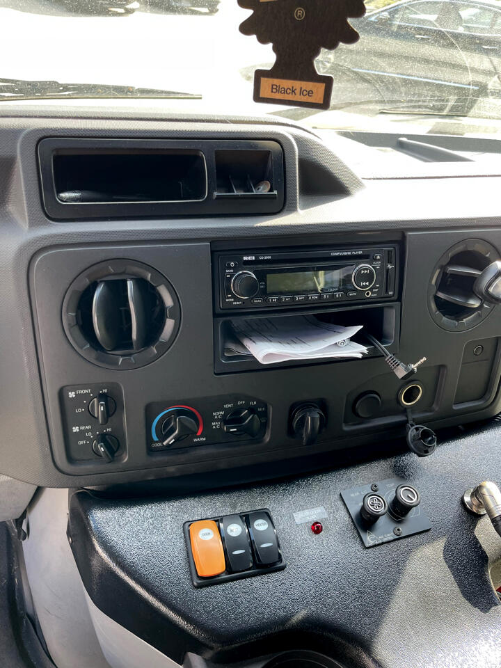 Ford Econoline E450 2014 Ford Econoline E450 2014