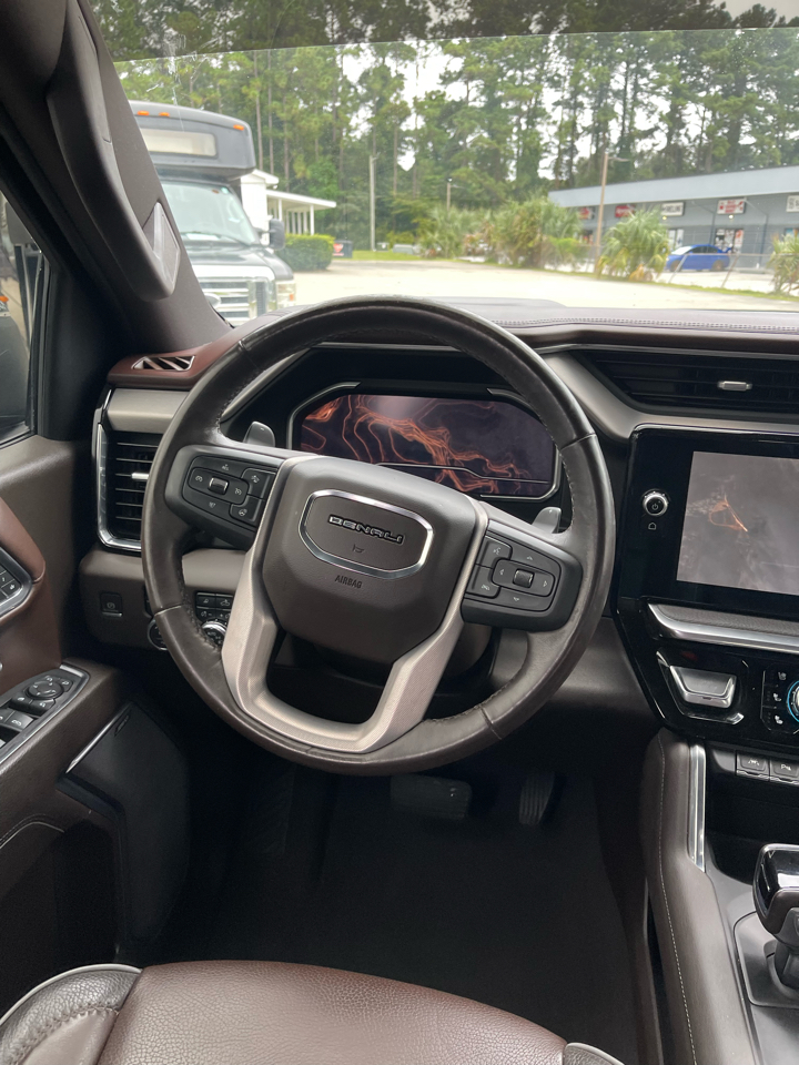 GMC Sierra 1500 Denali Crew Cab Short Box 4WD 2023 GMC Sierra 1500 Denali Crew Cab Short Box 4WD 2023