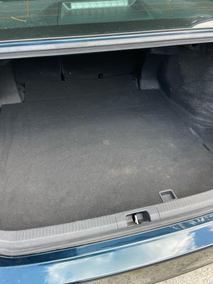 Toyota Camry SE 2021