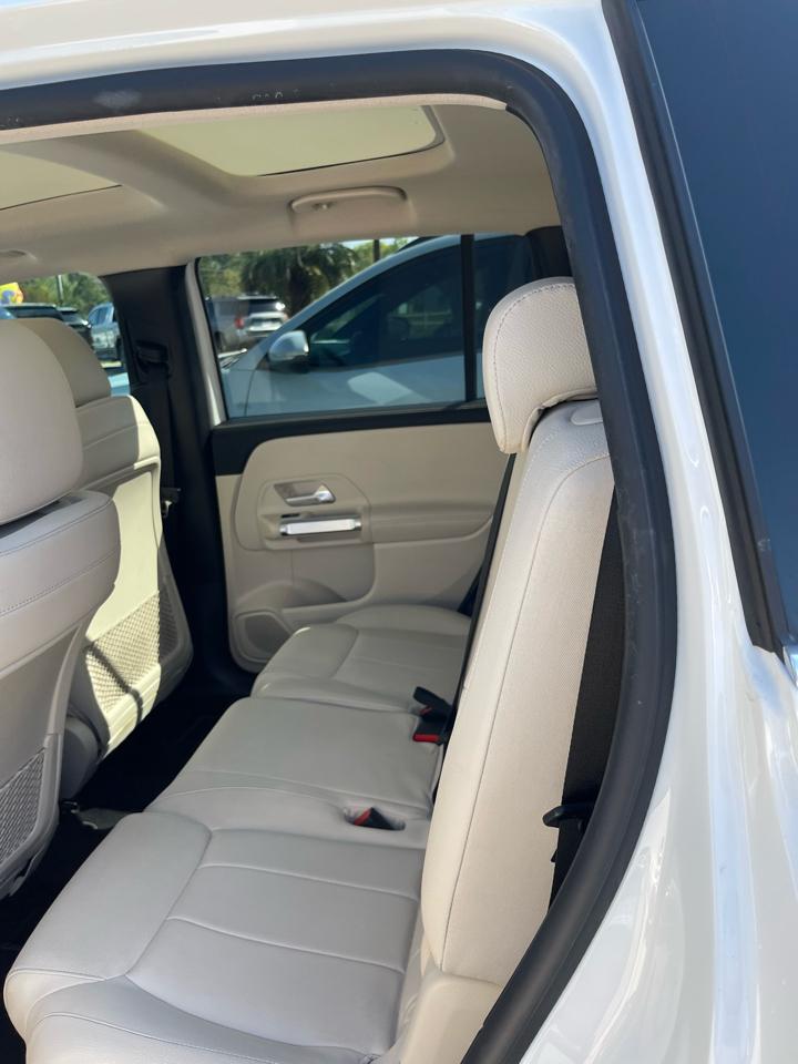 Mercedes-Benz GLB-Class GLB 250 2021