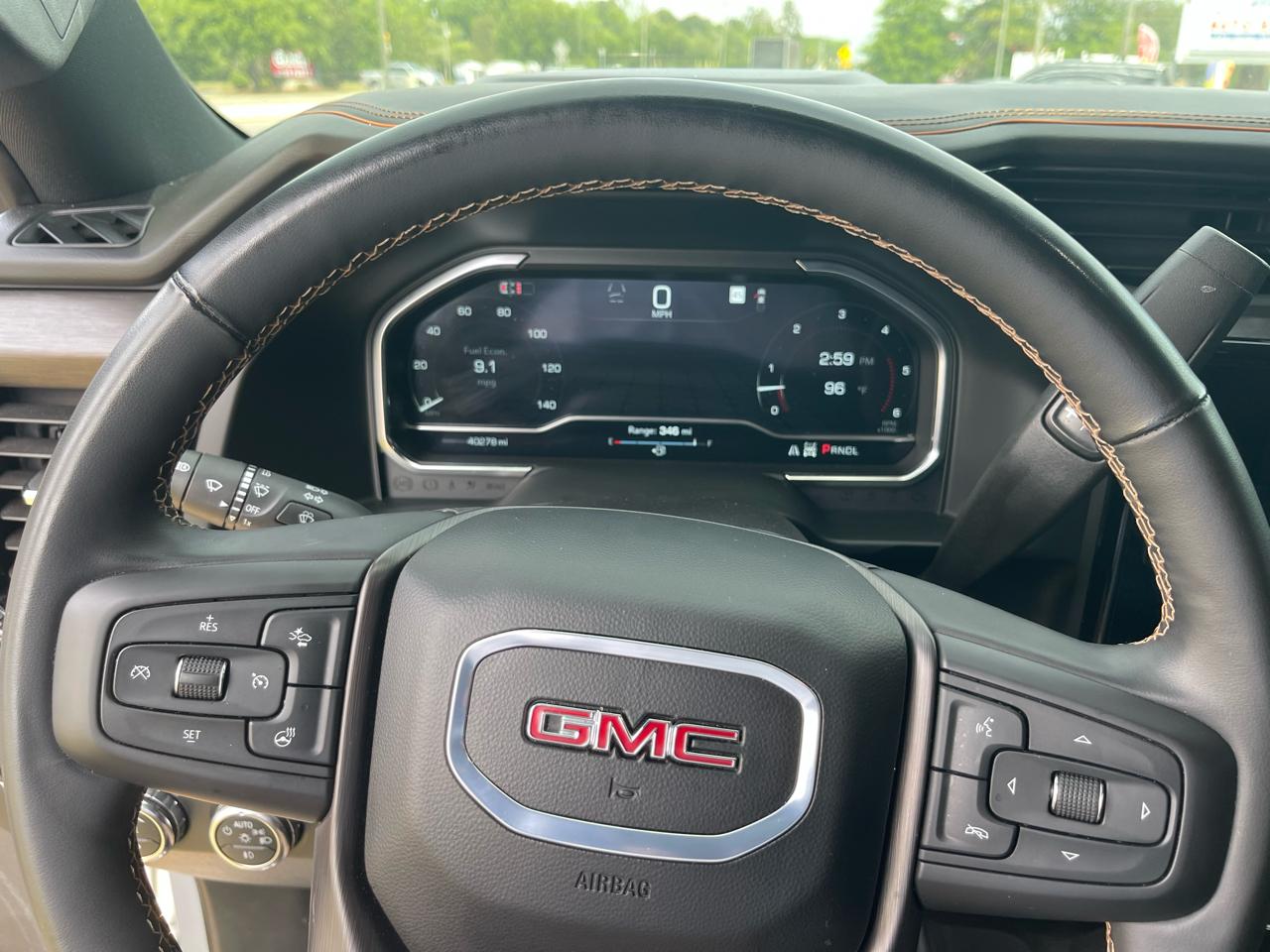 GMC Sierra 2500HD AT4 Crew Cab 4WD 2024