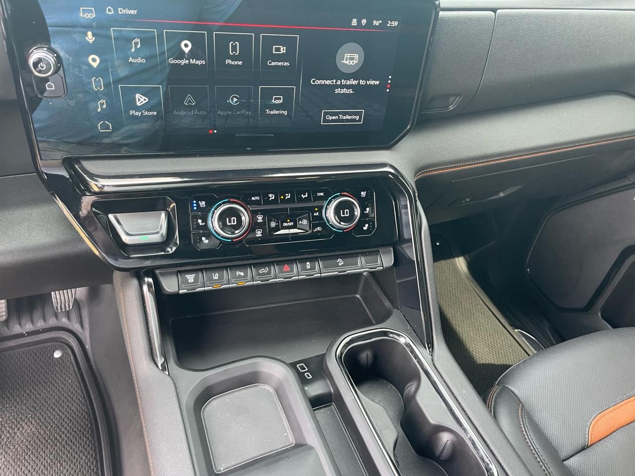 GMC Sierra 2500HD AT4 Crew Cab 4WD 2024