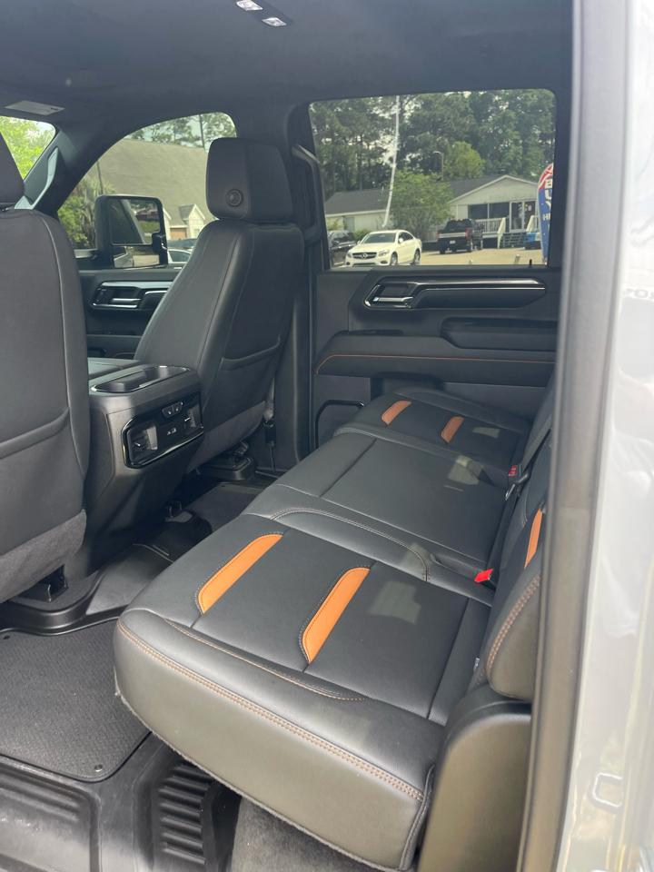 GMC Sierra 2500HD AT4 Crew Cab 4WD 2024