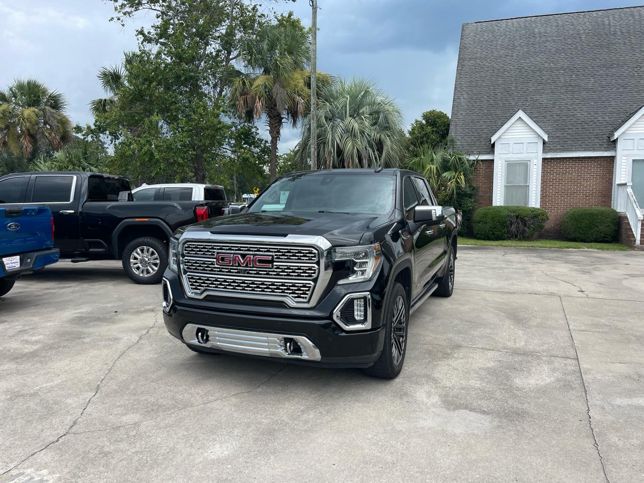 2020 GMC Sierra 1500 Denali Crew Cab 4WD