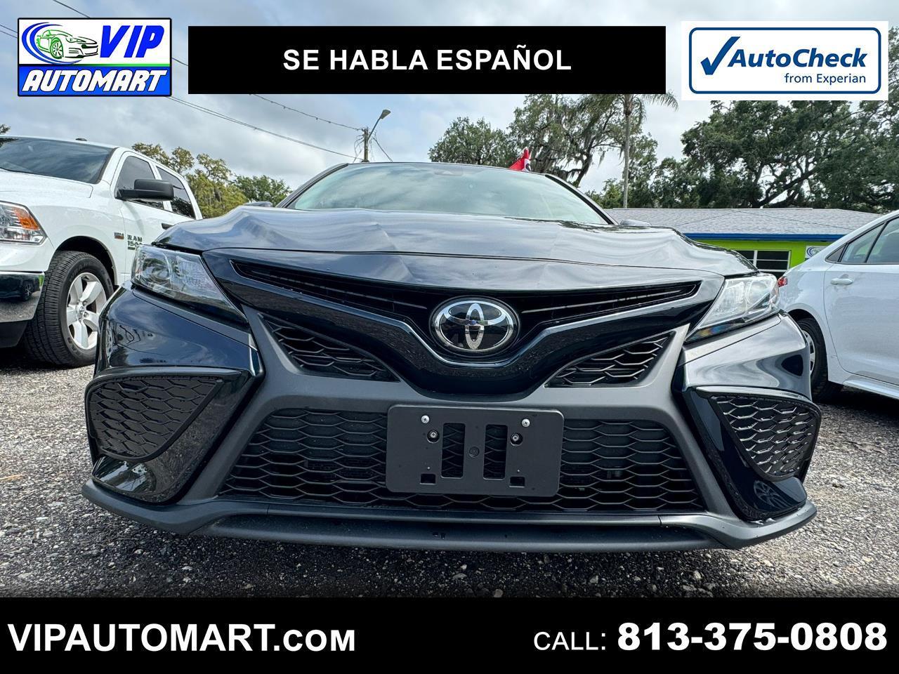 2020 Toyota Camry SE