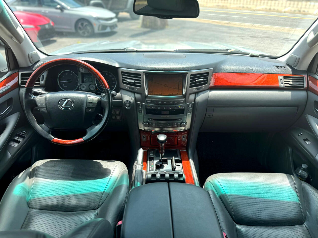 Lexus LX 570 Sport Utility 2010 Lexus LX 570 Sport Utility 2010