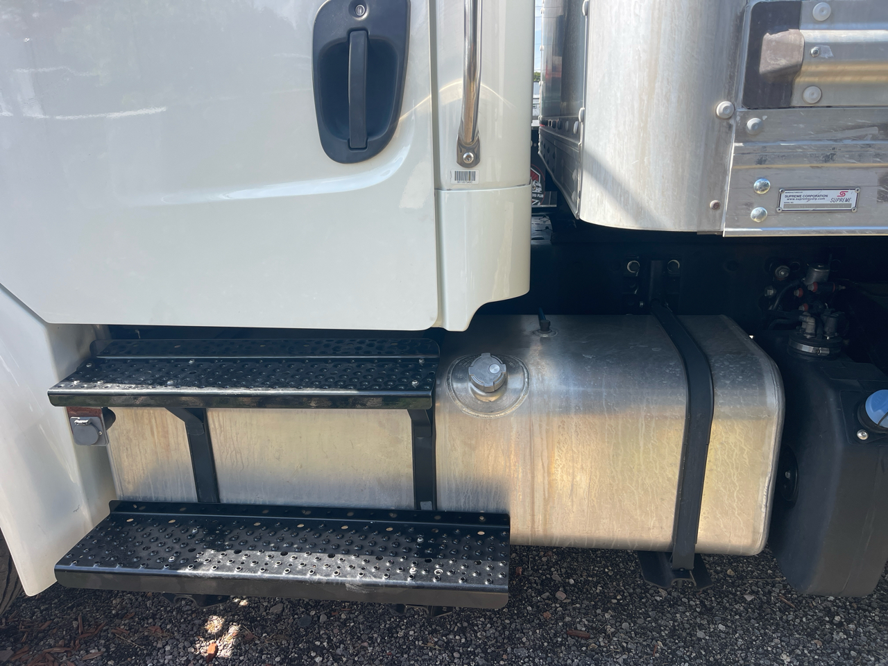 Freightliner M2 106 Medium Duty  2019