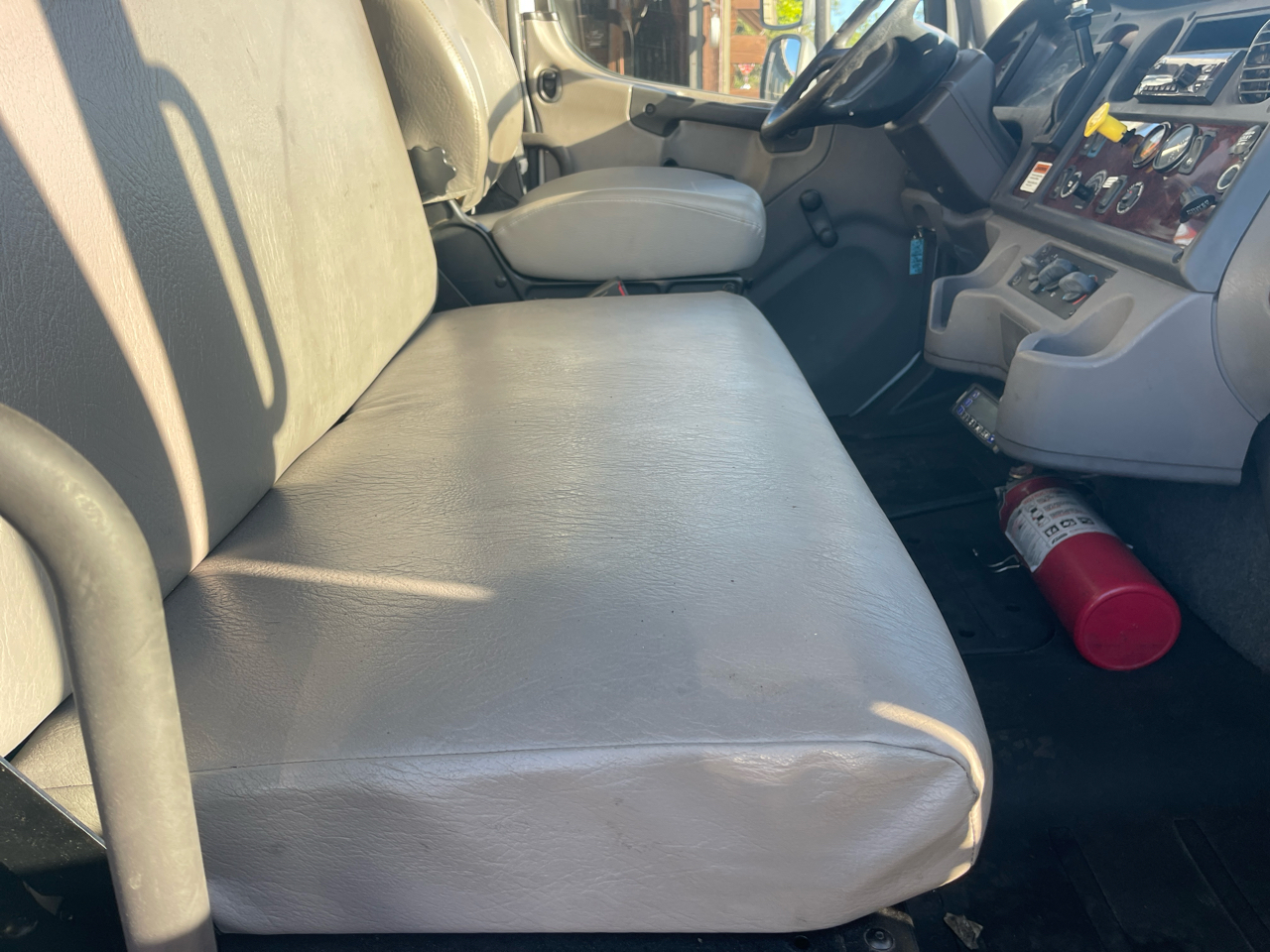 Freightliner M2 106 Medium Duty  2019