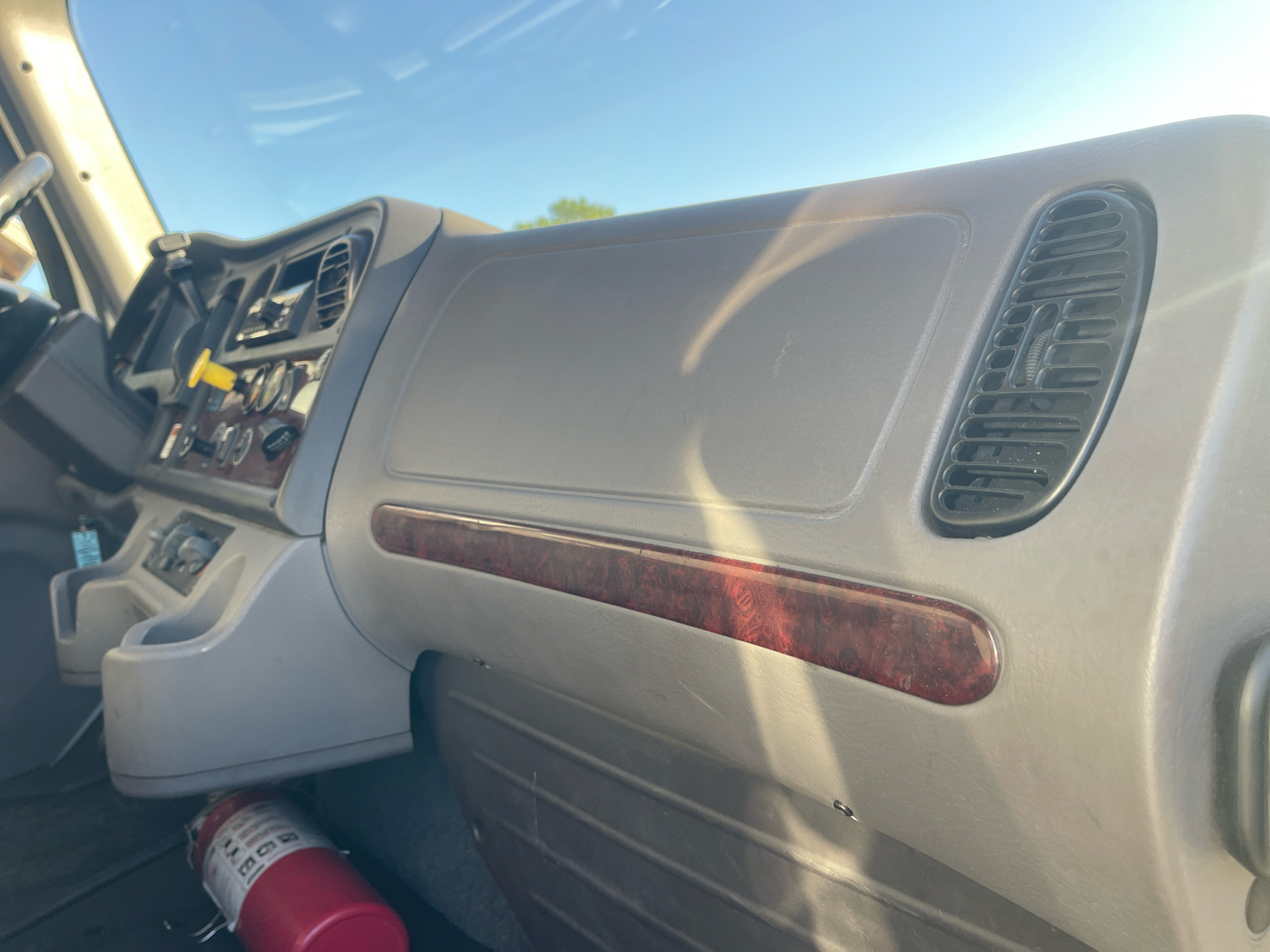 Freightliner M2 106 Medium Duty  2019