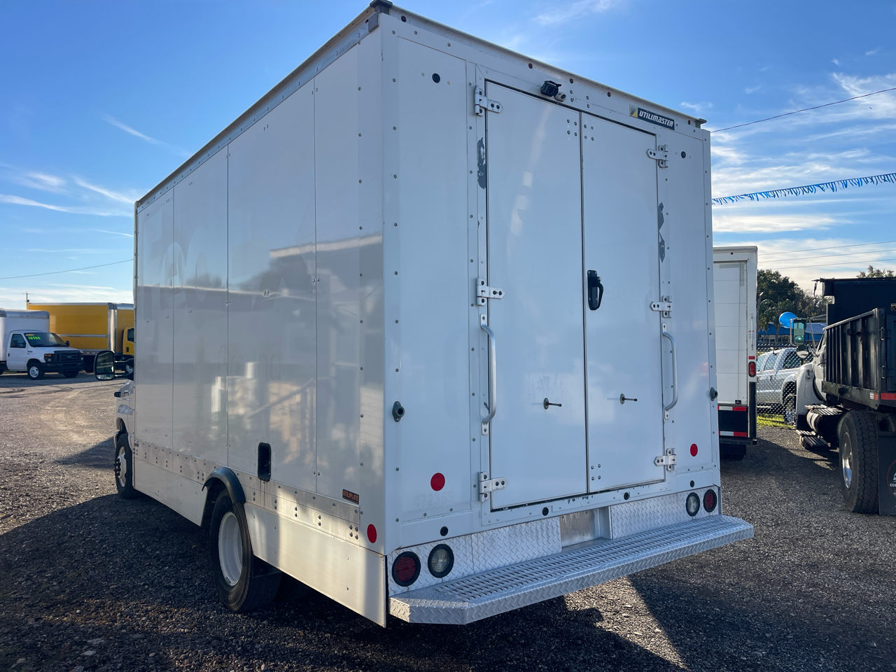 Ford Econoline  2022