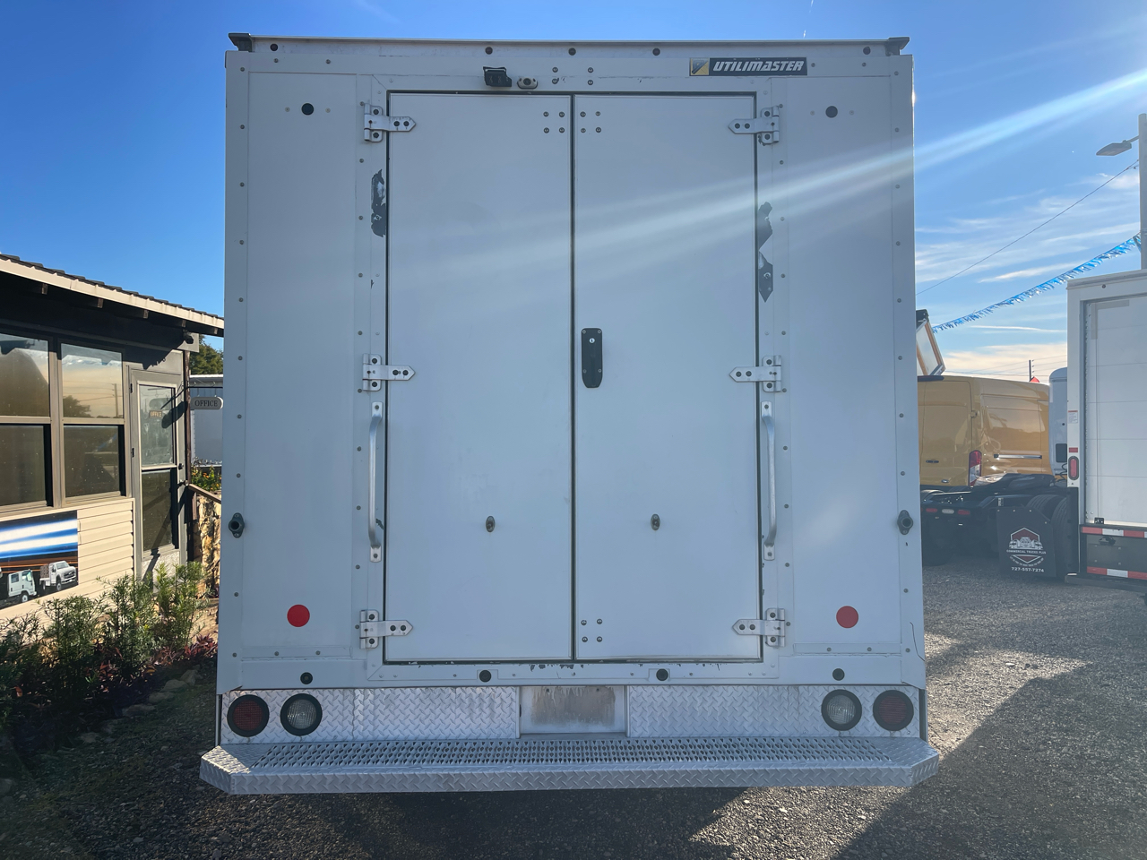 Ford Econoline  2022