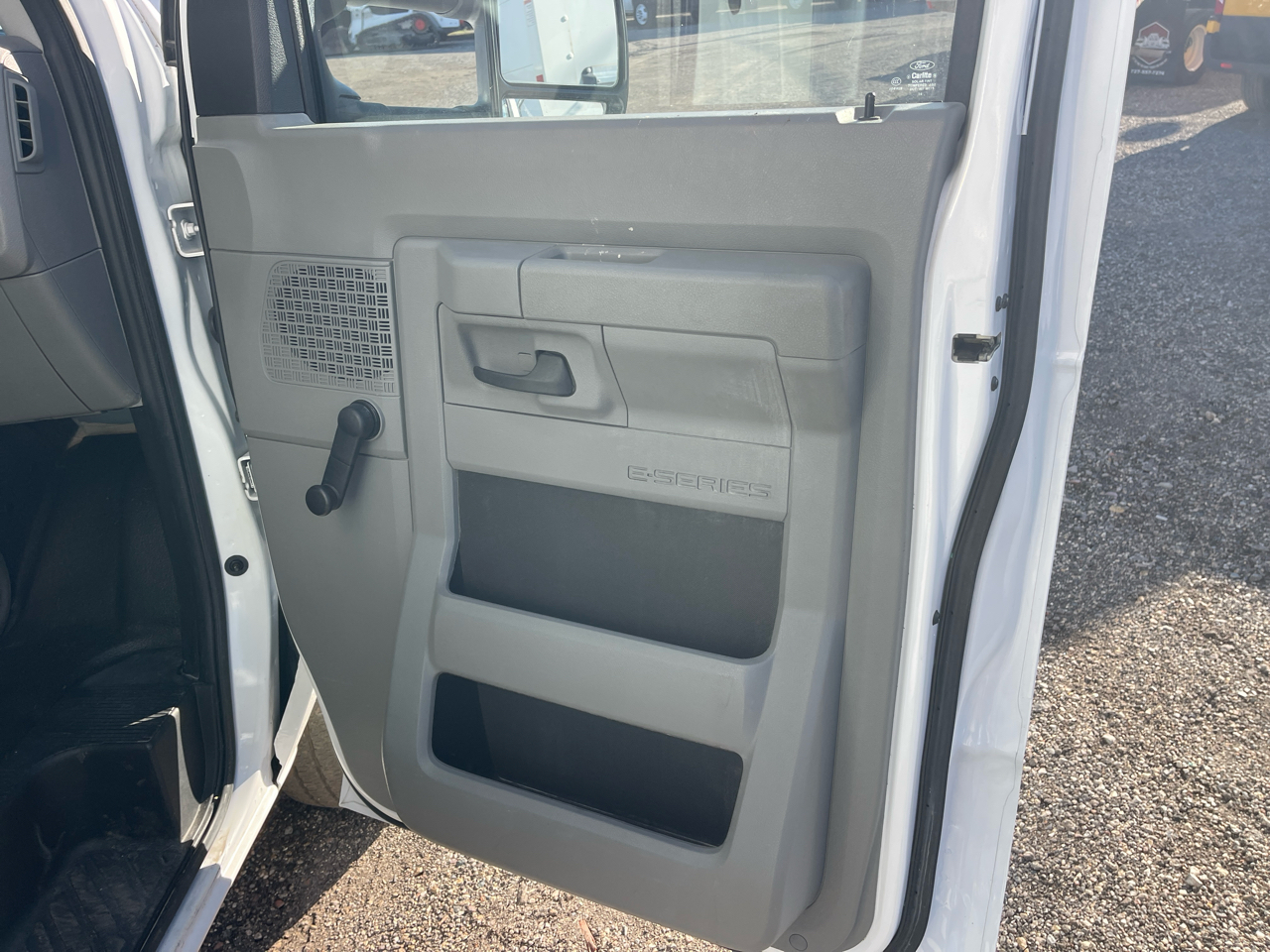 Ford Econoline  2022