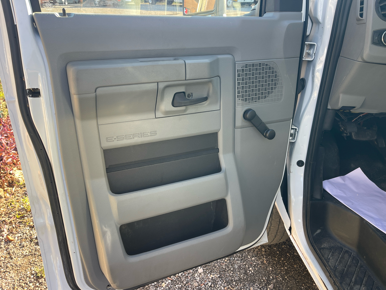 Ford Econoline  2022