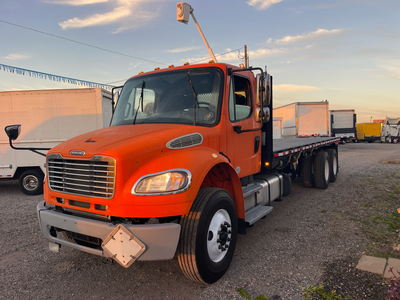 Freightliner M2 106 Medium Duty  2016
