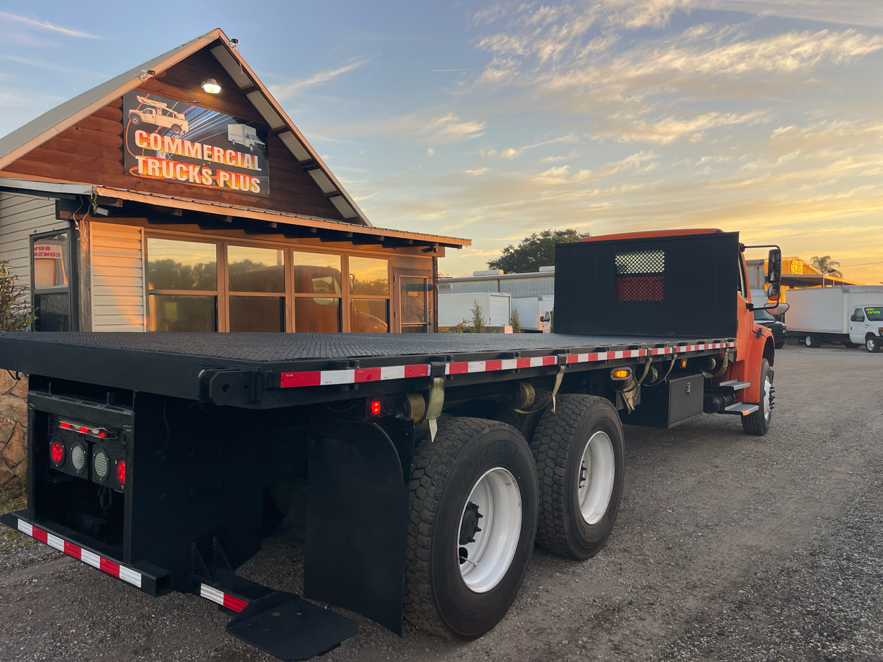 Freightliner M2 106 Medium Duty  2016