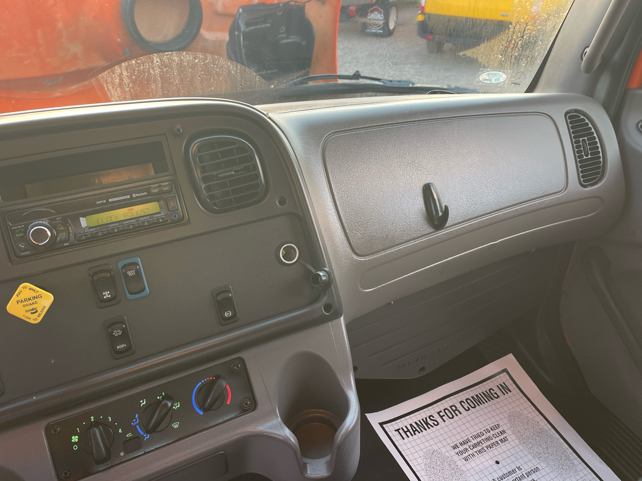 Freightliner M2 106 Medium Duty  2016