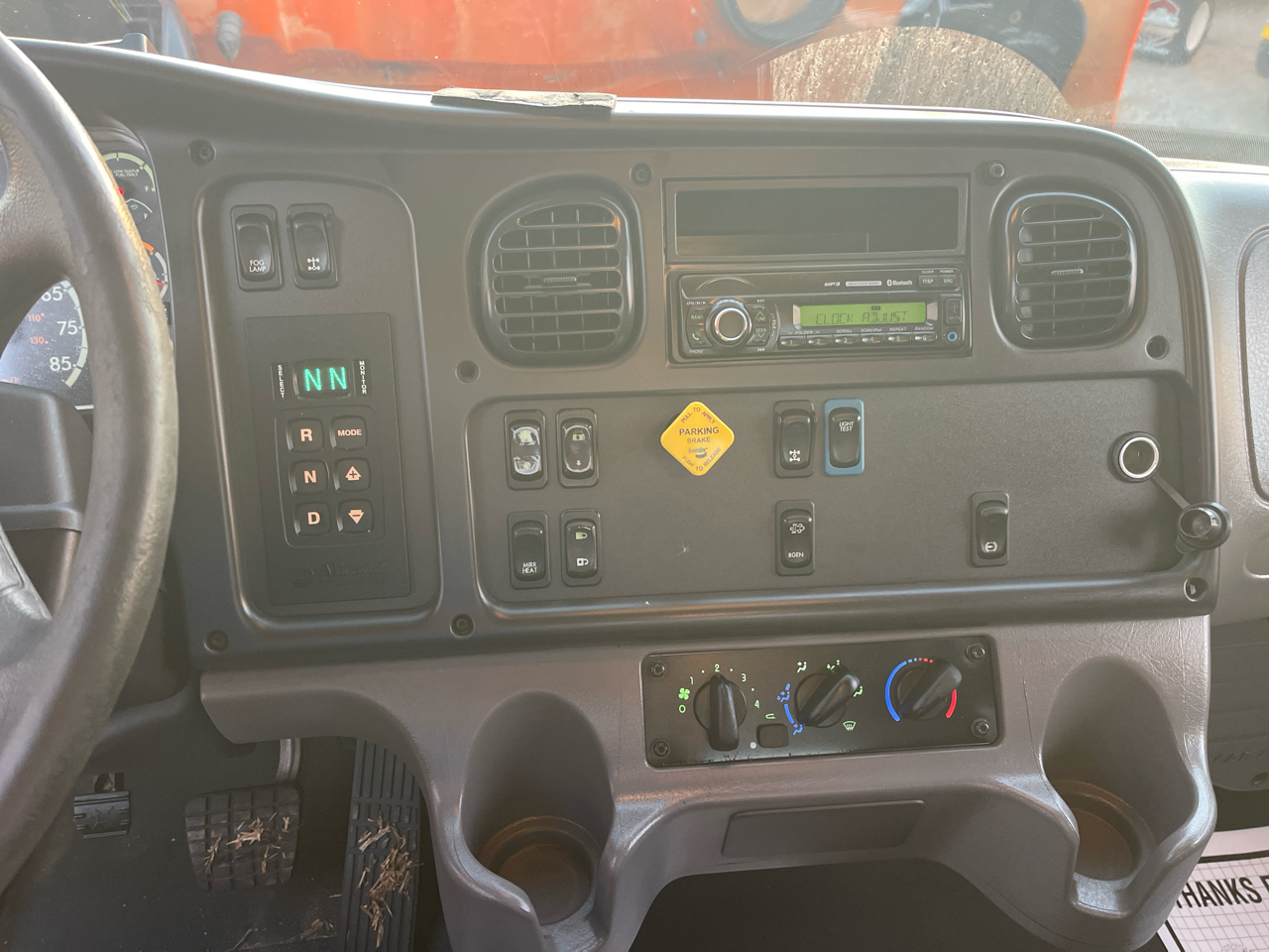 Freightliner M2 106 Medium Duty  2016