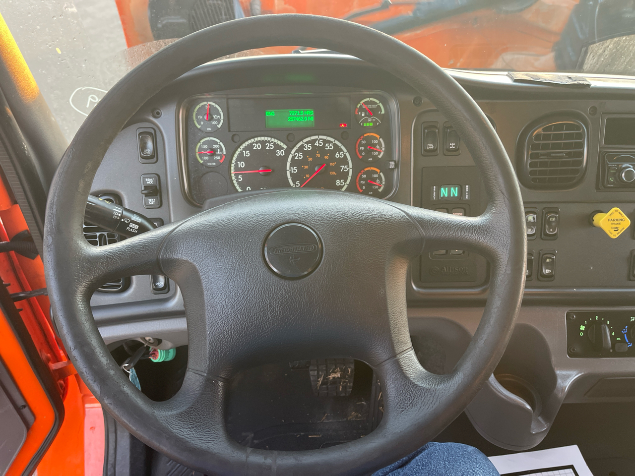 Freightliner M2 106 Medium Duty  2016