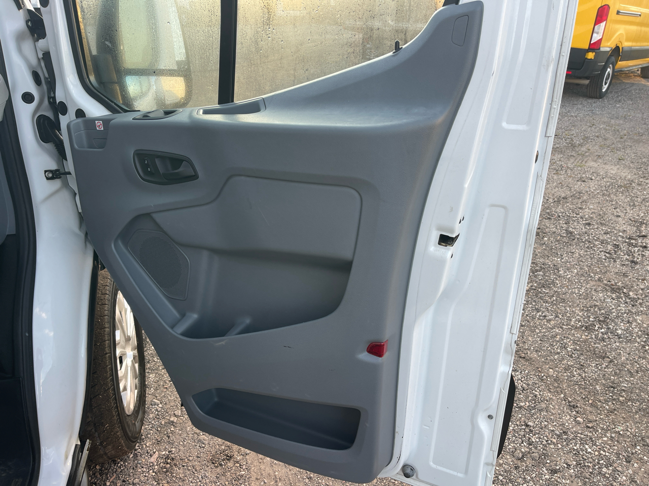 Ford Transit 150 Van Med. Roof w/Sliding Pass. 148-in. WB 2019