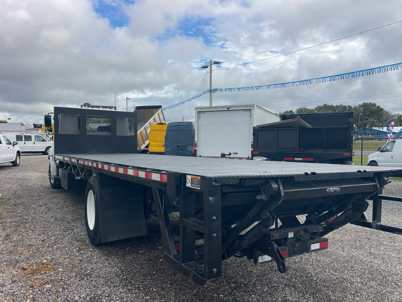 Hino Conventional Cab  2016