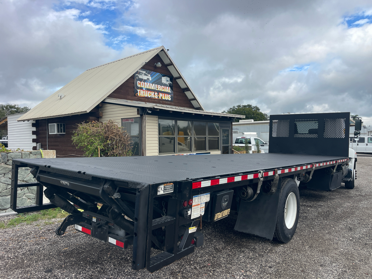 Hino Conventional Cab  2016