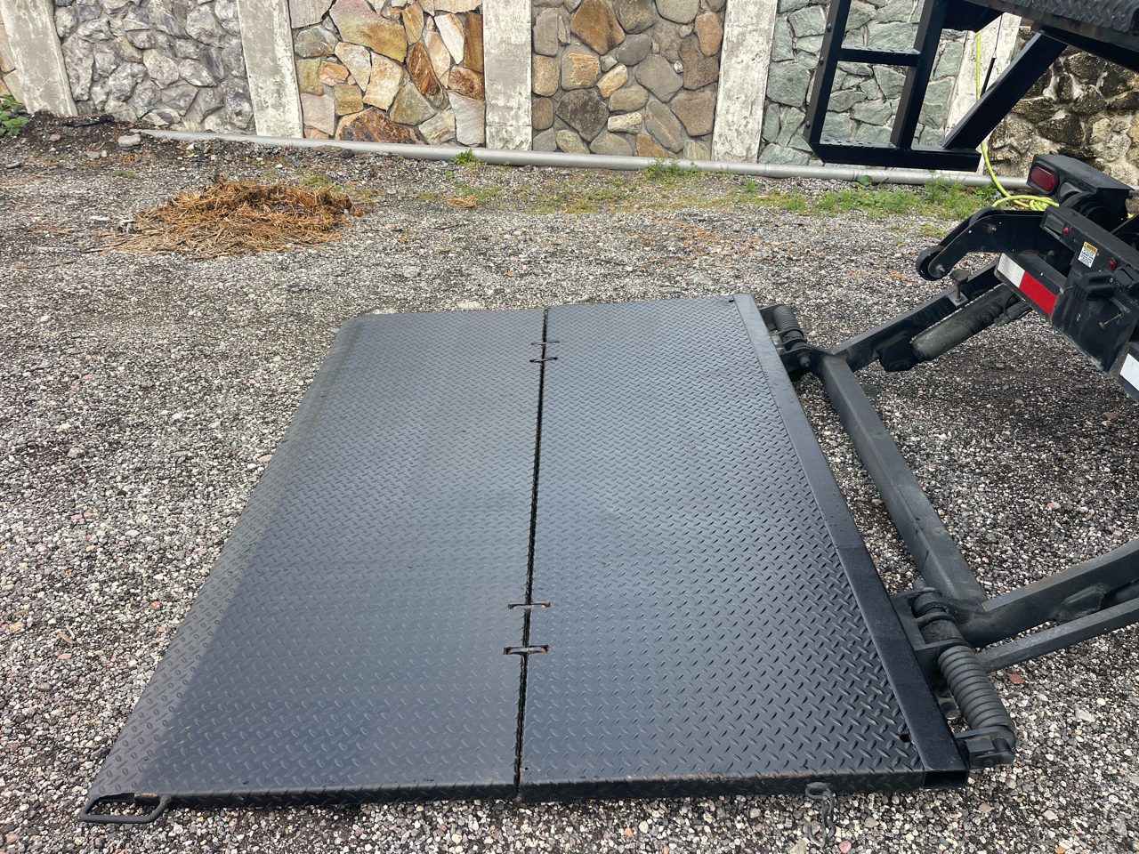 Hino Conventional Cab  2016