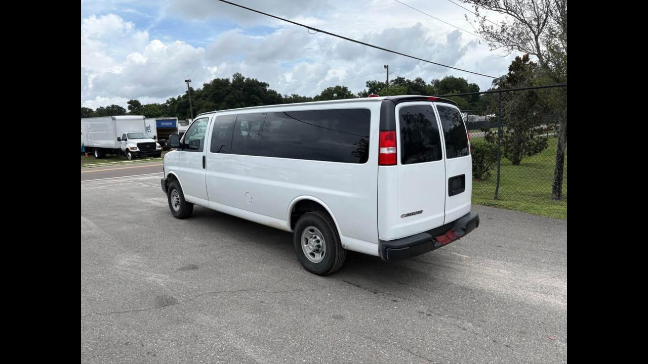 Chevrolet Express  2023