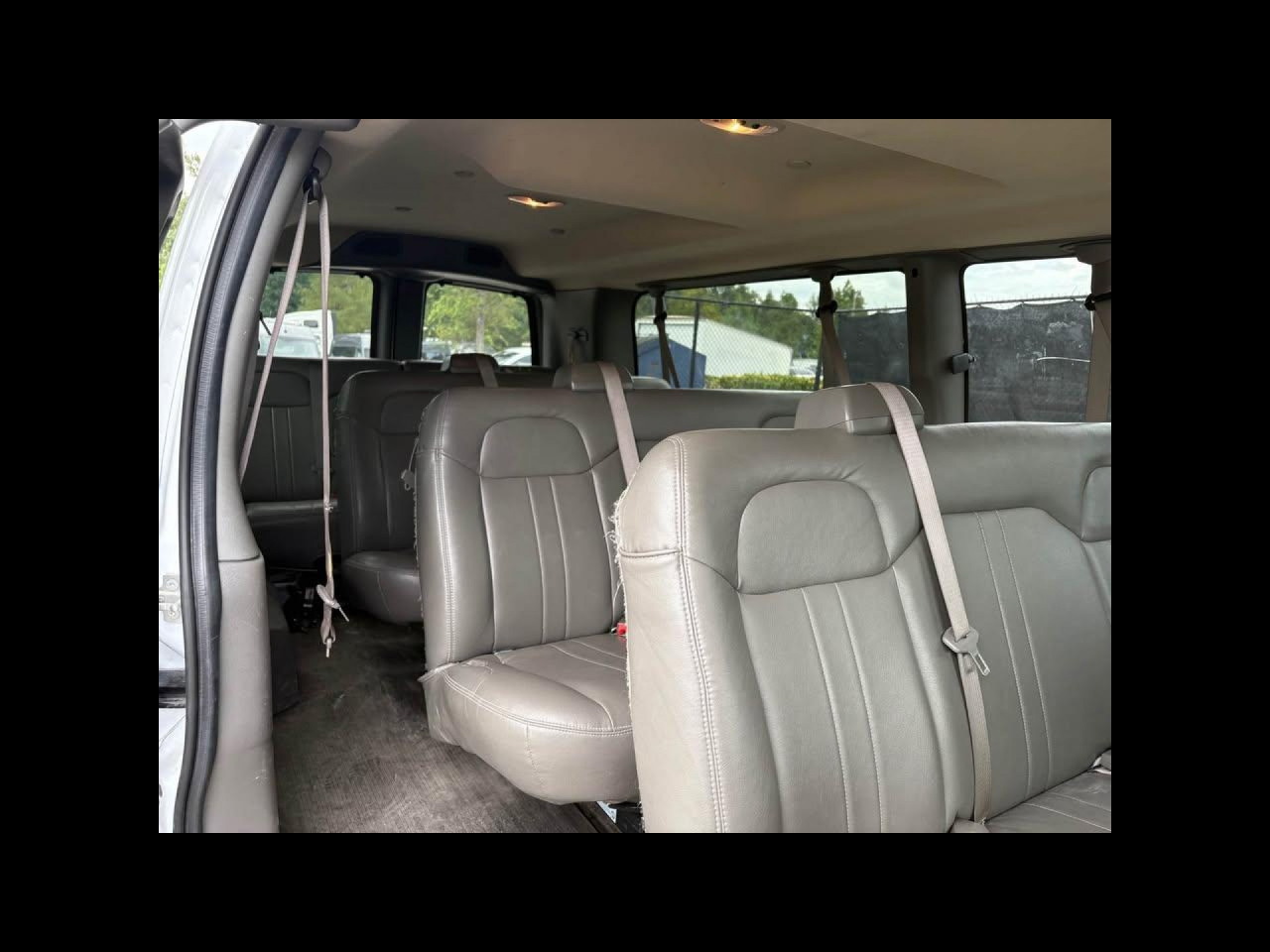 Chevrolet Express  2023