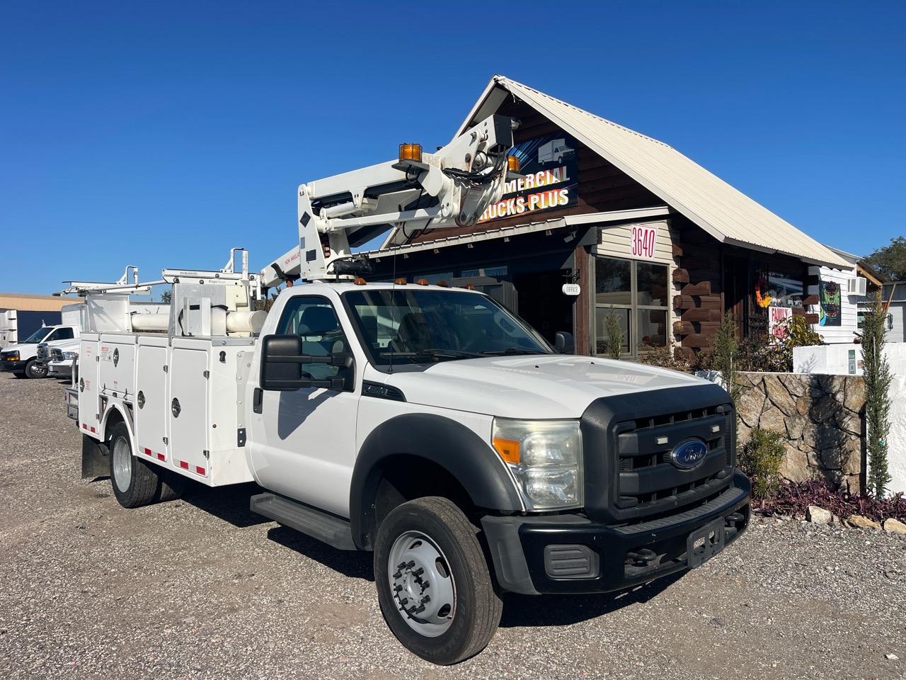 2016 Ford Super Duty F-450 DRW 37' Bucket Truck