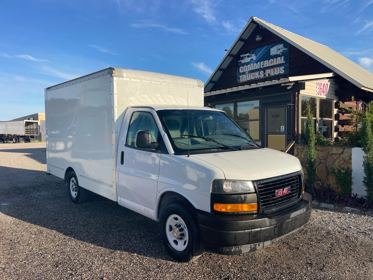 2019 GMC Savana 3500 139" WB's photo