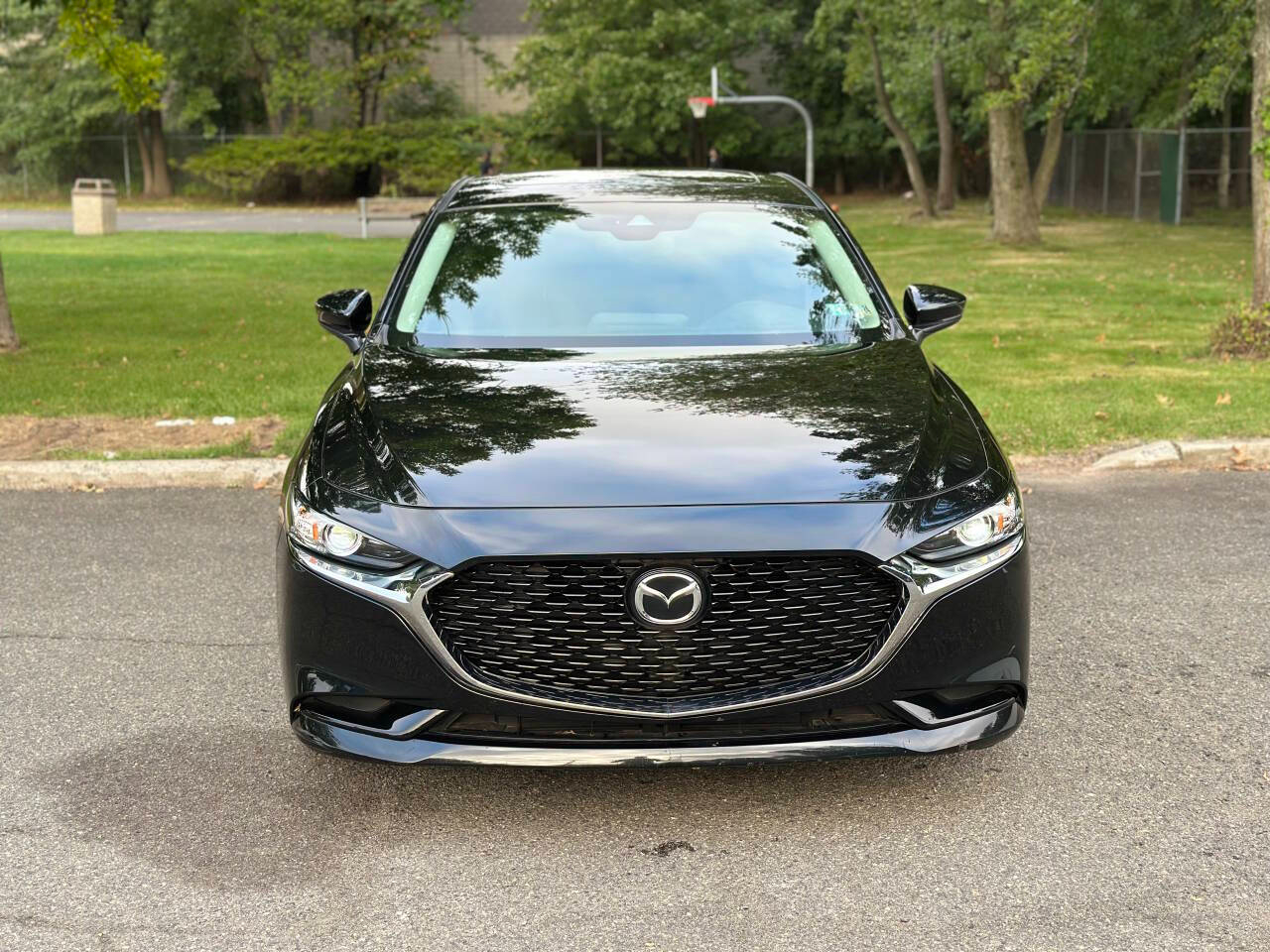 2023 Mazda Mazda3 Preferred photo 3