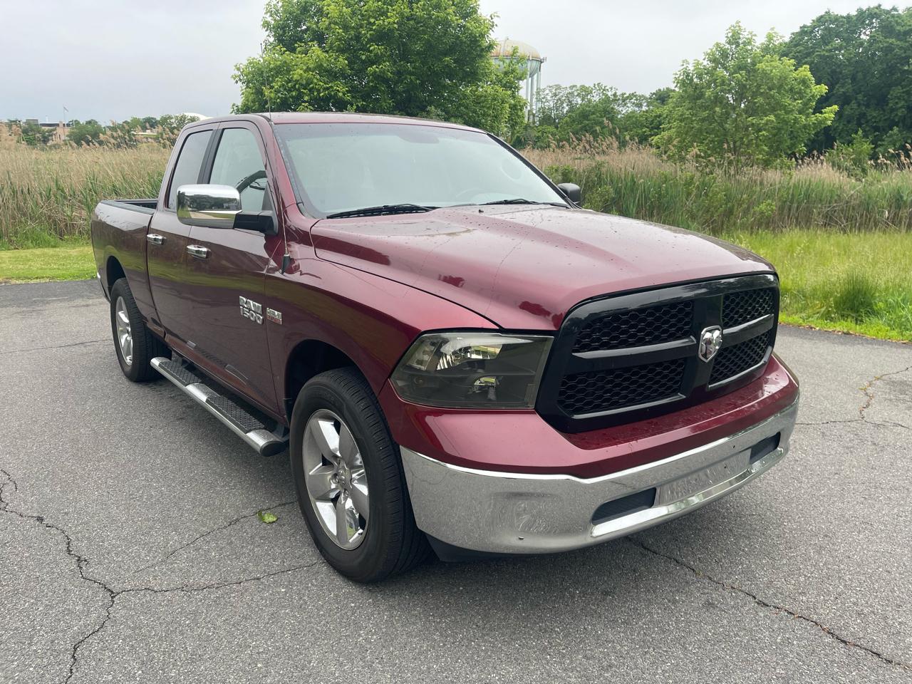 2017 RAM 1500 SLT 4x4 Quad Cab 6'4's photo